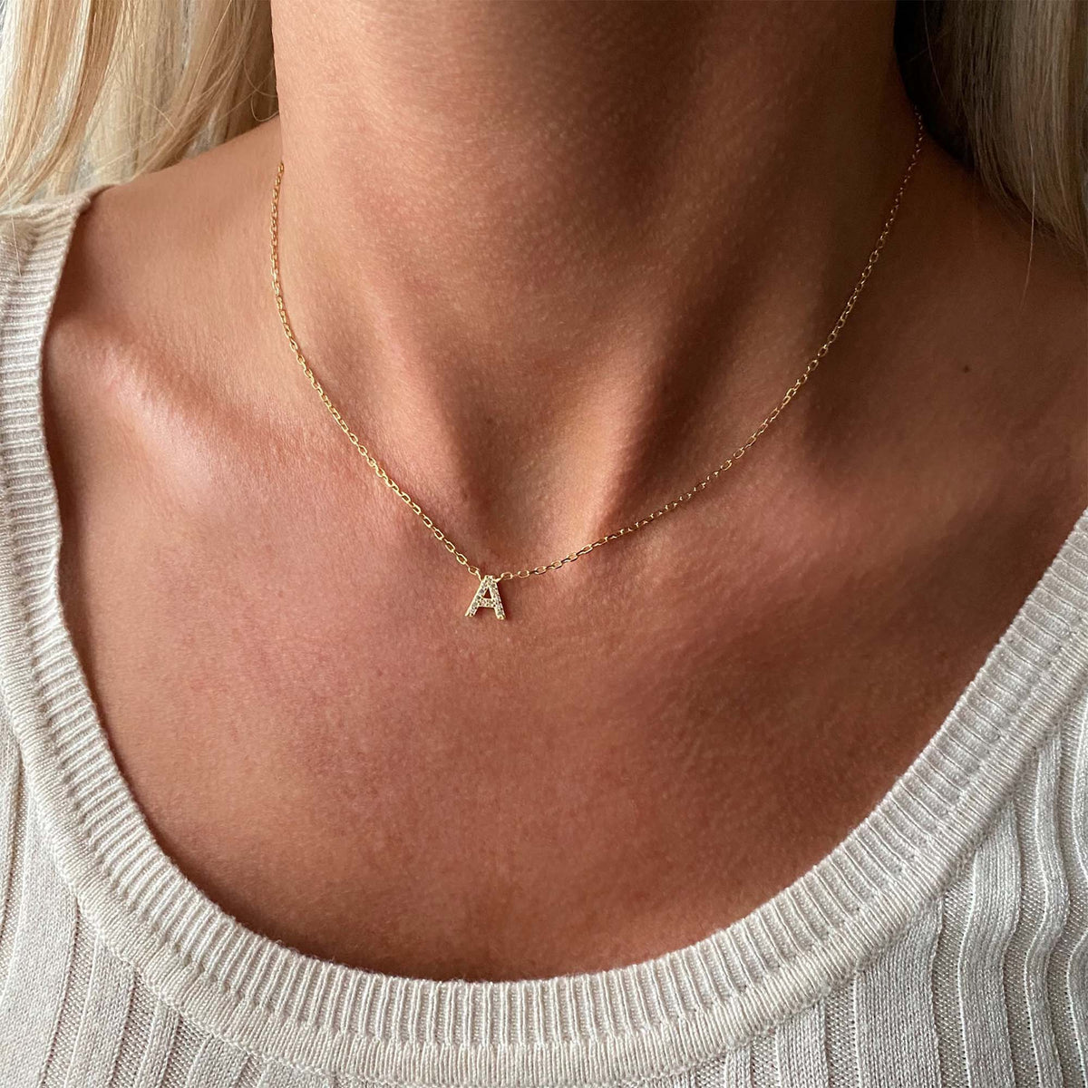 Bogstav halskæde guld - Halskæder - ARHMS